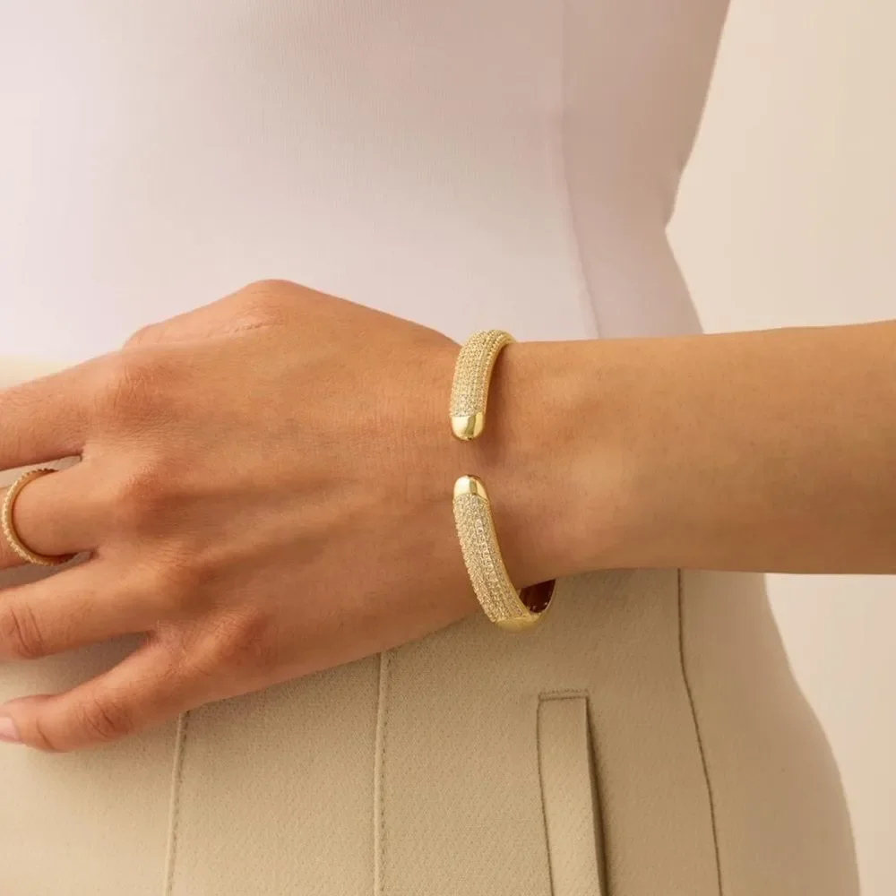 NEW 14K Gold Plated Elegant Gold Cuff Bracelet